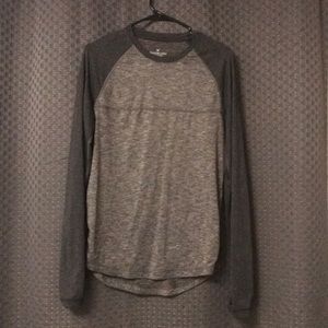 American Eagle Long Sleeve